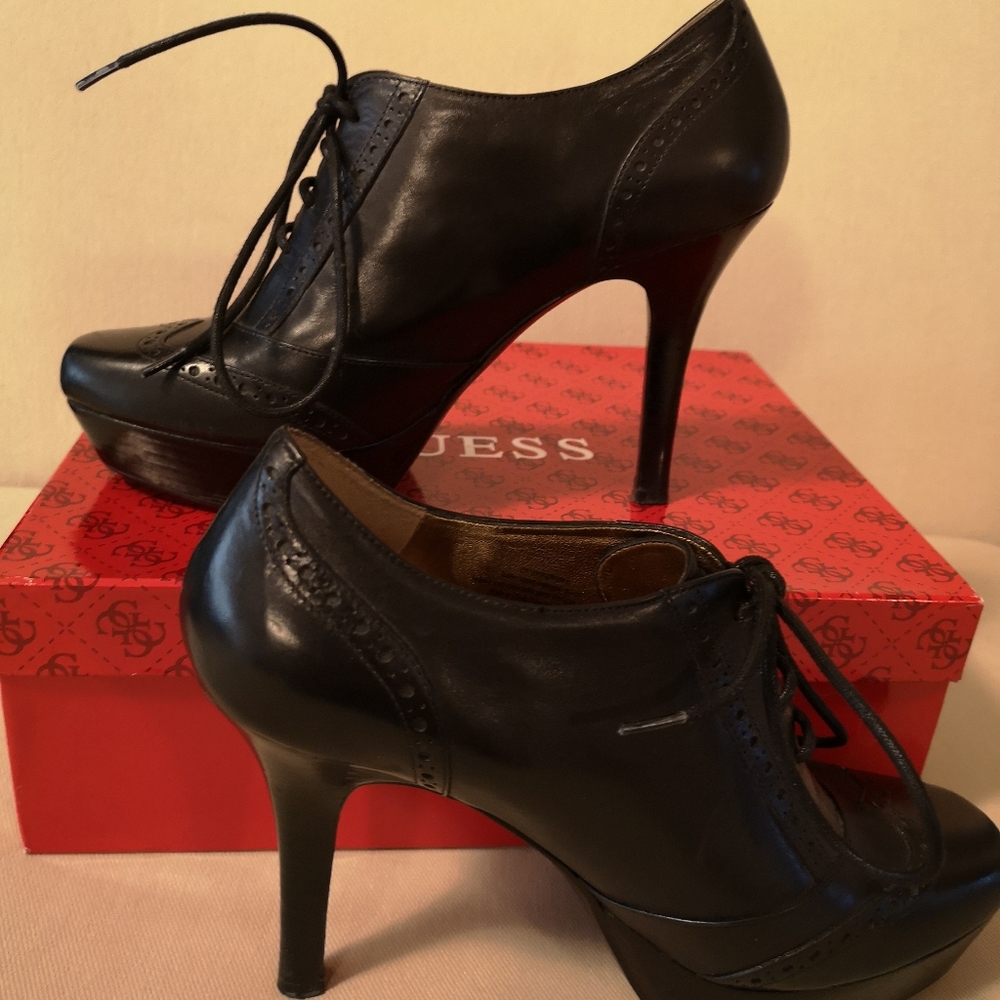 Guess black lace up platform shoes - Picture 4 of 14